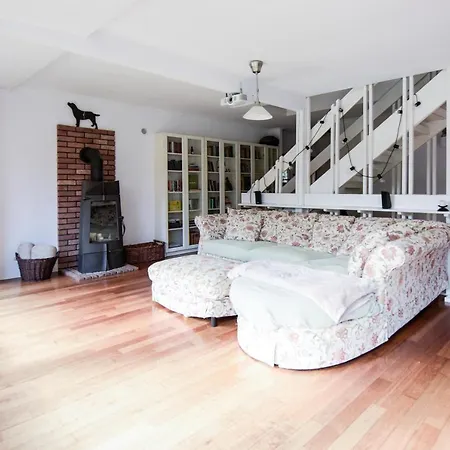 Spacious 3 Bedroom Family Oasis With Sauna, 20 Min From Warsaw Piaseczno  Exterior photo
