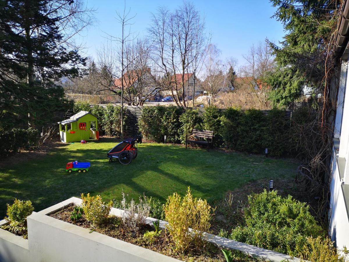 Spacious 3 Bedroom Family Oasis With Sauna, 20 Min From Warsaw Piaseczno (Masovia)